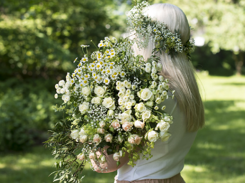 stor-blomsterkransbukett.jpg