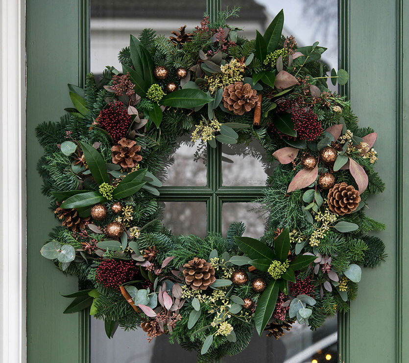 Slik lager du d&oslash;rkrans til jul