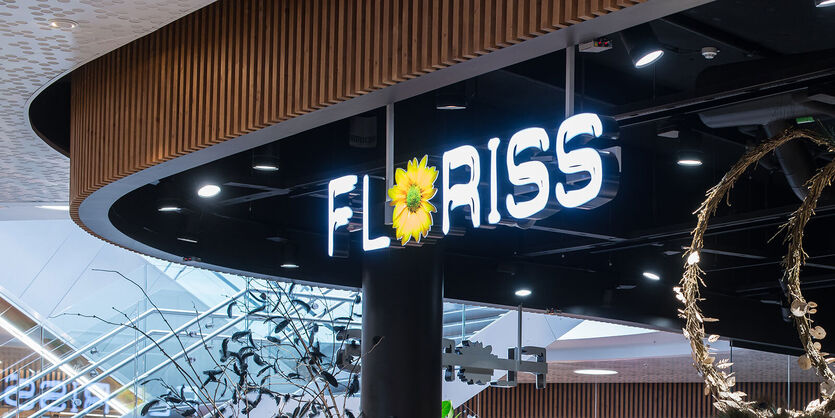 Bestill blomster p&aring; nett og<br/>hent i butikk