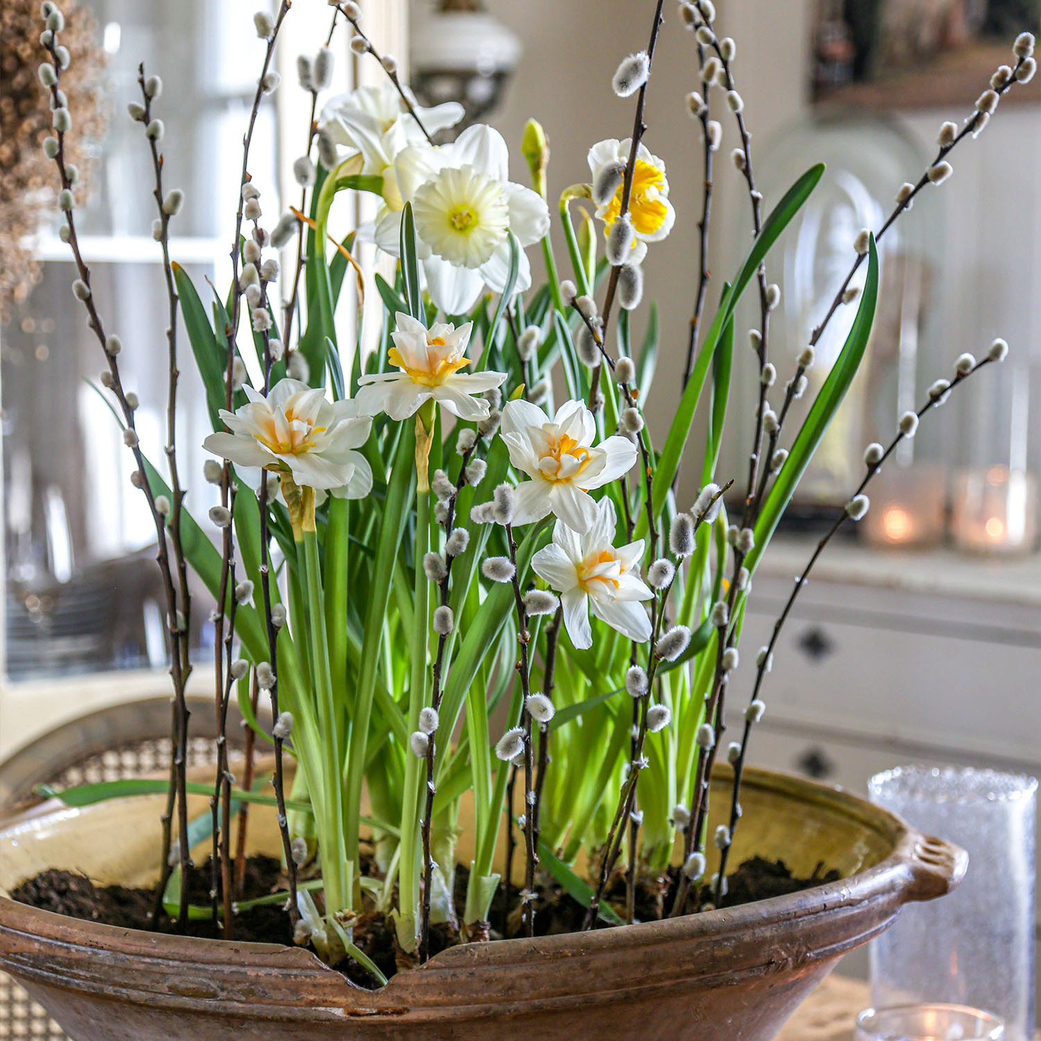 Plasser dekorasjonen innendørs