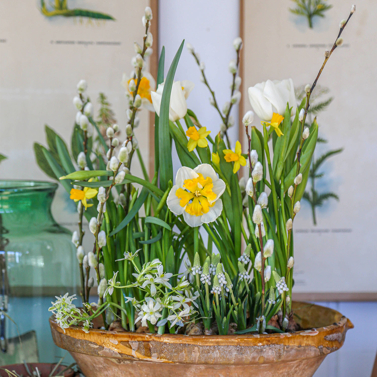 Plasser dekorasjonen utendørs