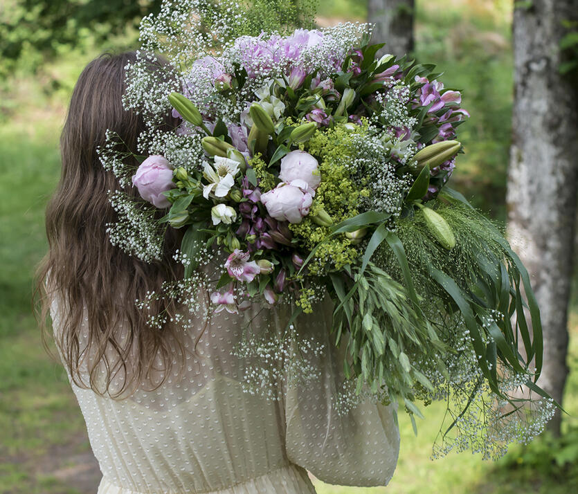 Bestill blomster<br/> rett hjem p&aring; d&oslash;ren